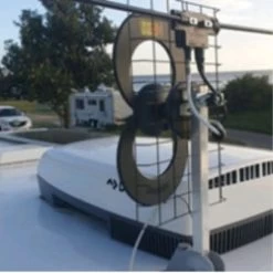 Happy Wanderer HDTV Digital-8 Antenna Long Range Roof Mount