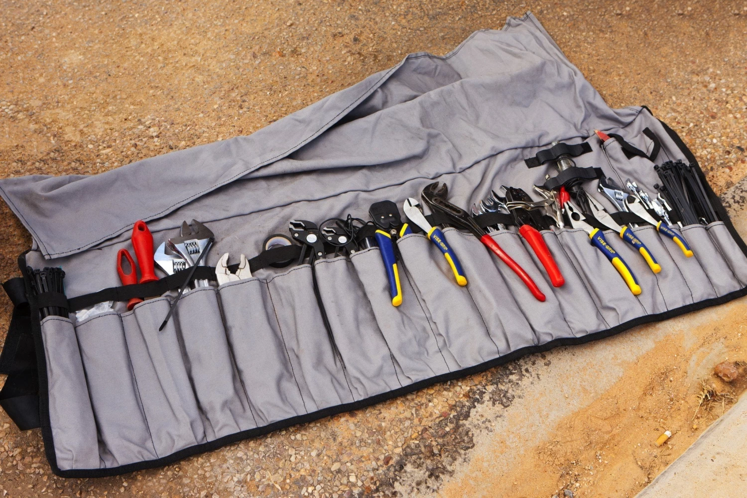MSA Ultimate Tool Roll
