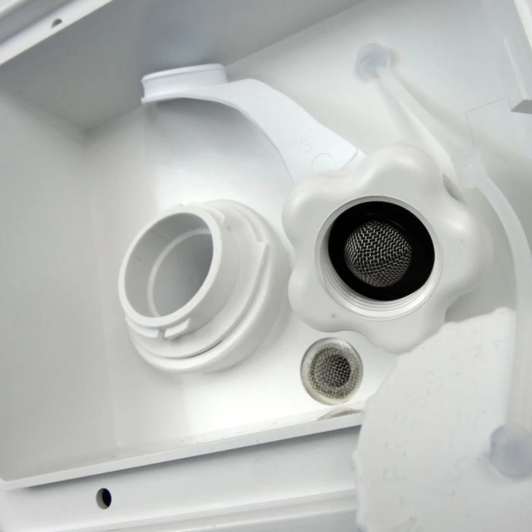 Jayco Dual Lockable Water Filler W/Plastic Valve. 0223891 - Image 2